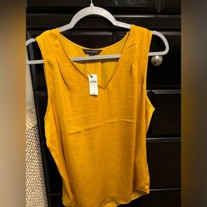 NWT Gold sleeveless top
